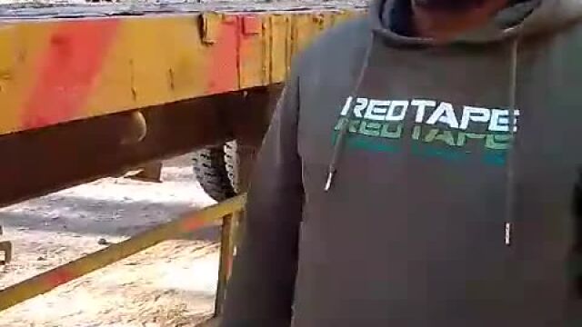 सुरंग में फंसे मजदूरों को निकालने के लिए रेस्क्यू जारी